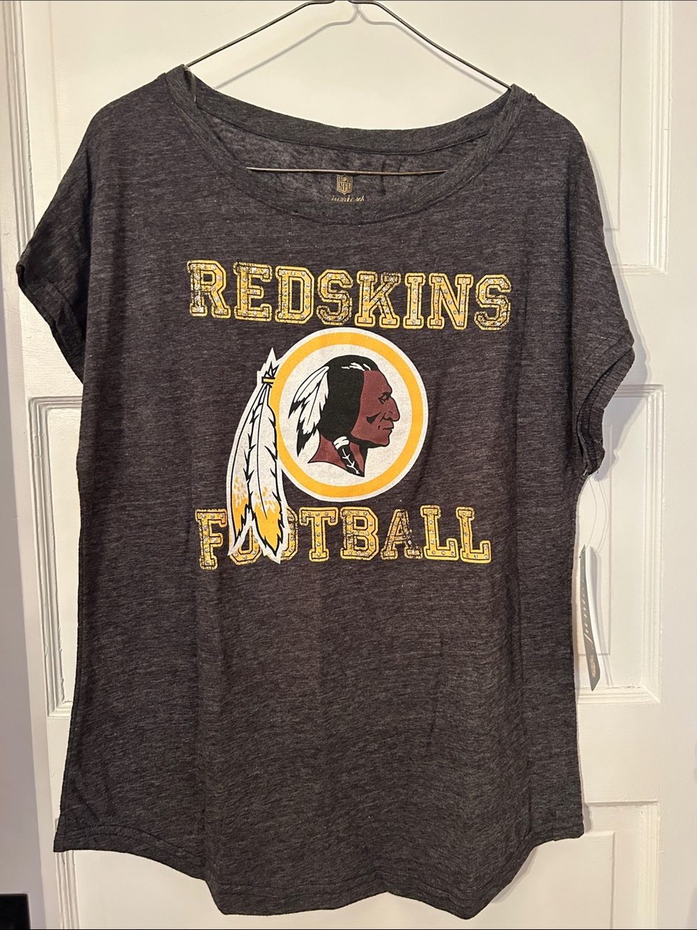 NFL juniors Charcoal Washington Redskins Football Graphic Tee vintage nwt